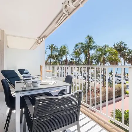 Sea View Terrace Upscale Property *
